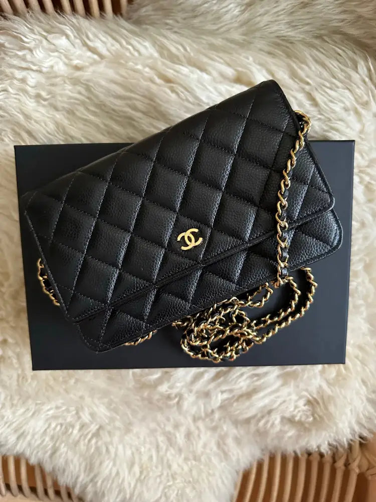 100%AUTH CHANEL Black Caviar Leather Classic Mini Wallet On Chain WOC Gold  HDW