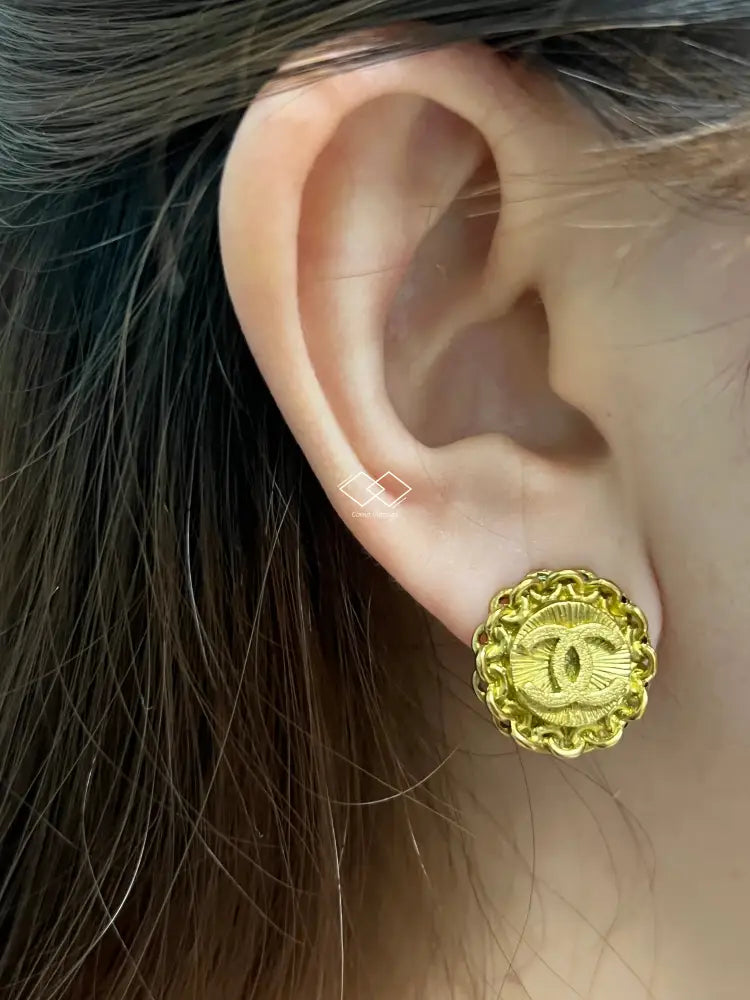 Chanel 95P Round Earrings