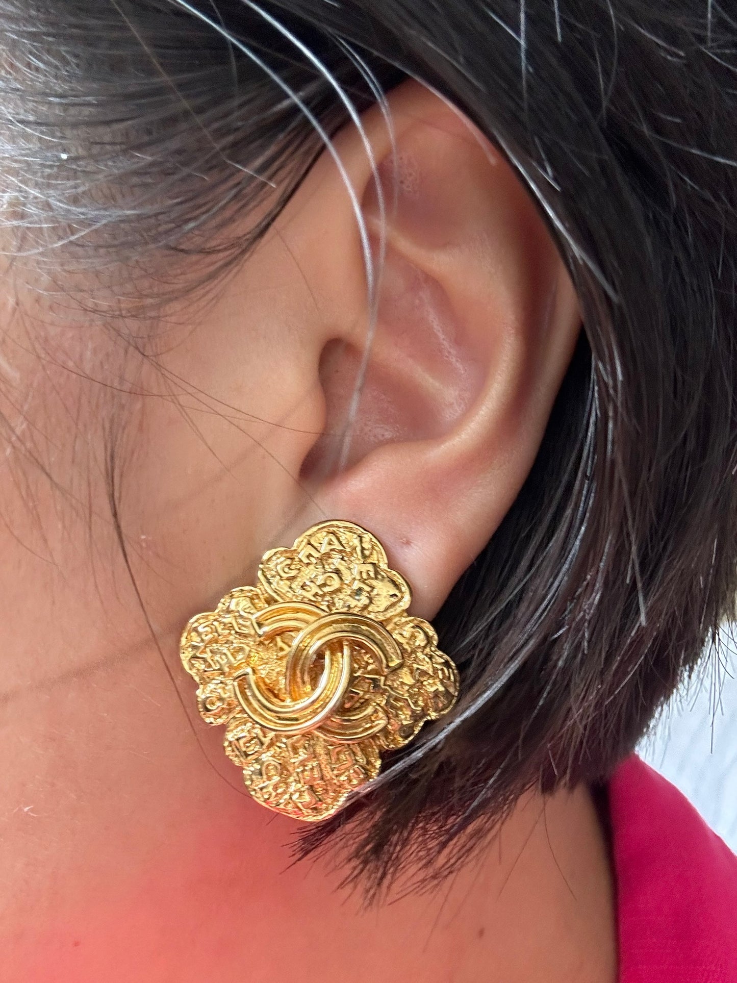 Chanel 95P Diamond-Shaped Clip On Earrings