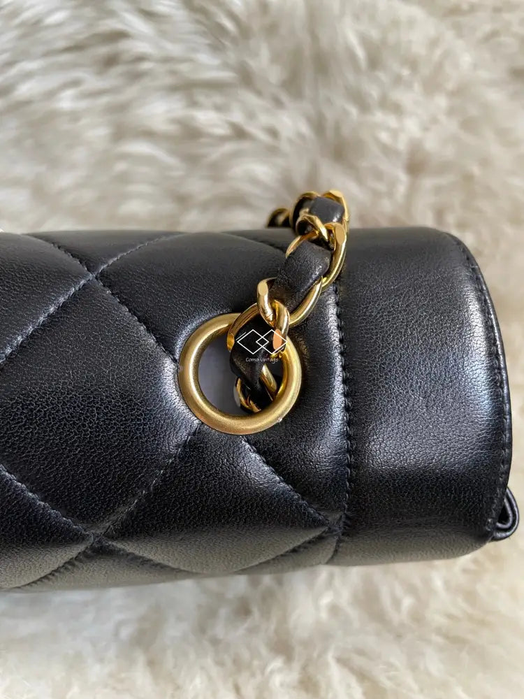 CHANEL Lambskin Quilted Zip Coin Purse Black 1251057