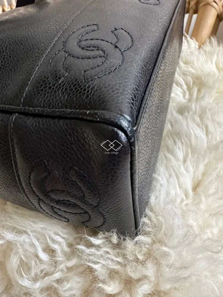 Chanel Black Caviar Triple CC Tote – como-vintage