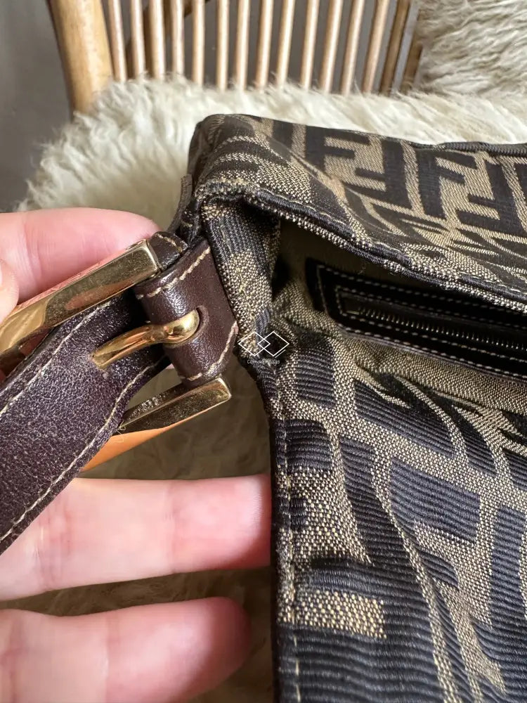 Gucci 8833313 cheap